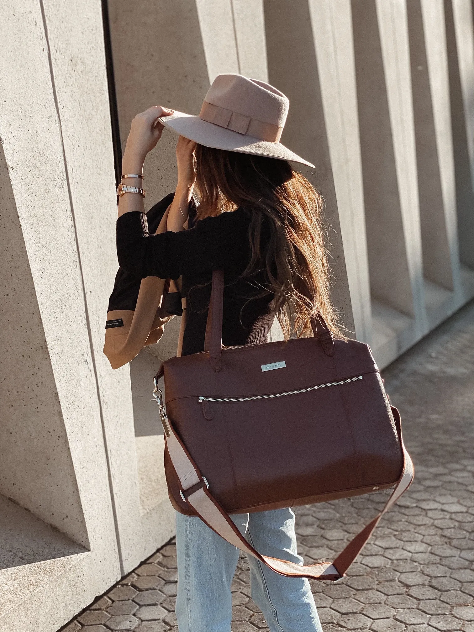 Jennifer Convertible Tote (Leather)