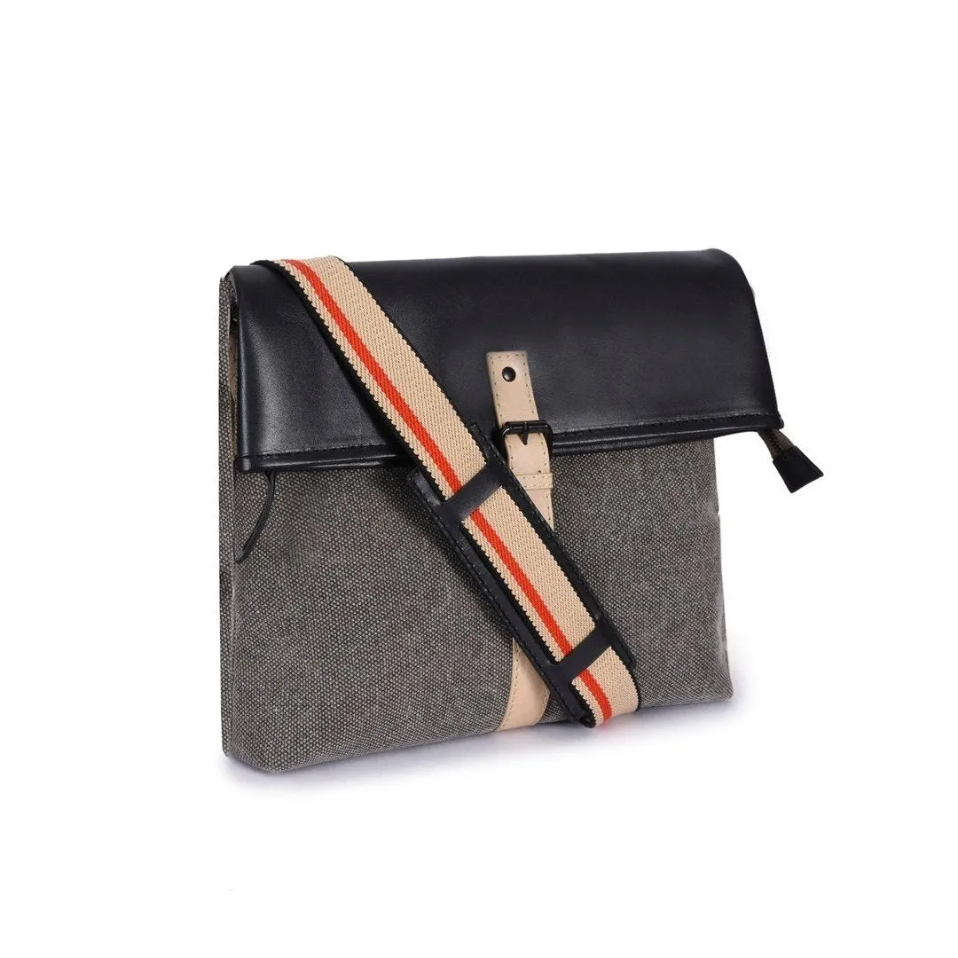 Leather Messenger Bag -PRM679