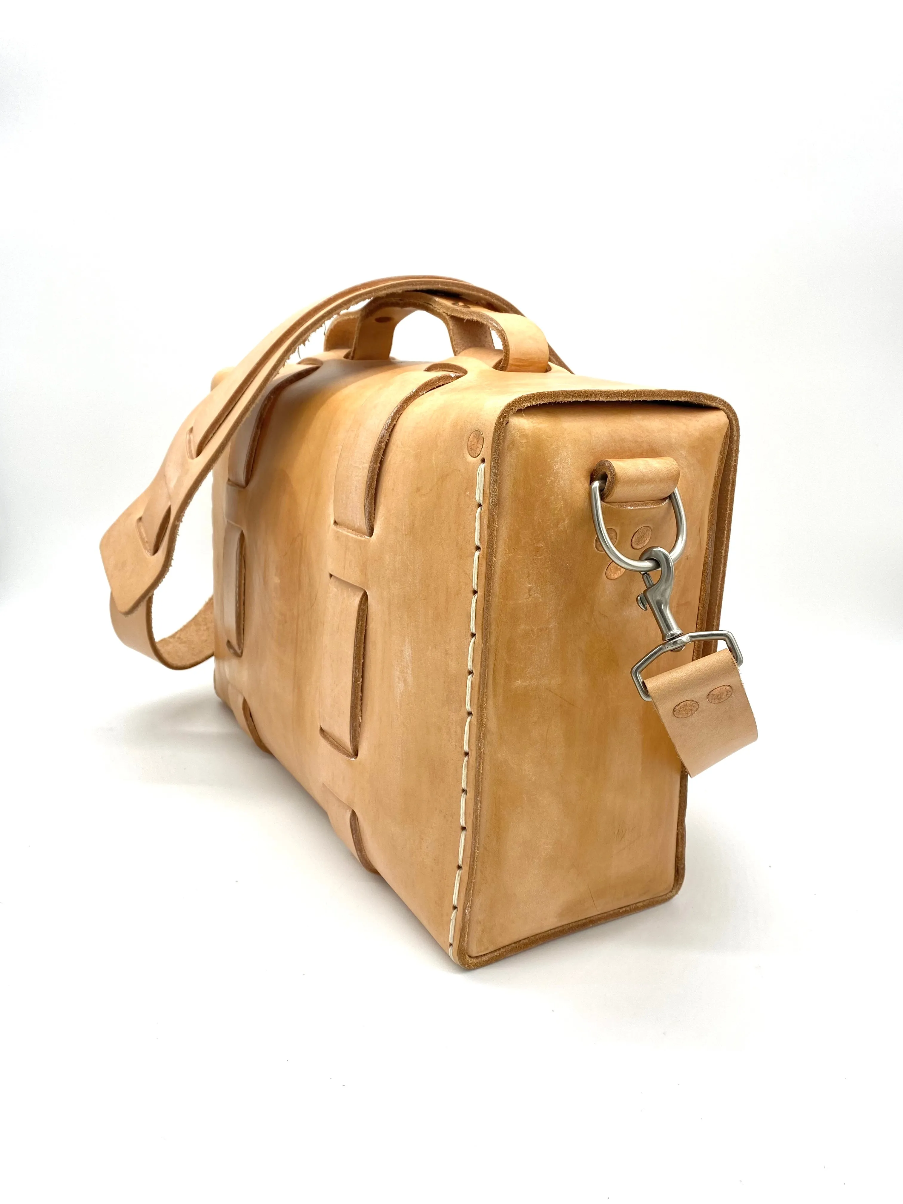 Seasoned No. 4313 - Minimalist Large Leather Satchel in Natural Tan